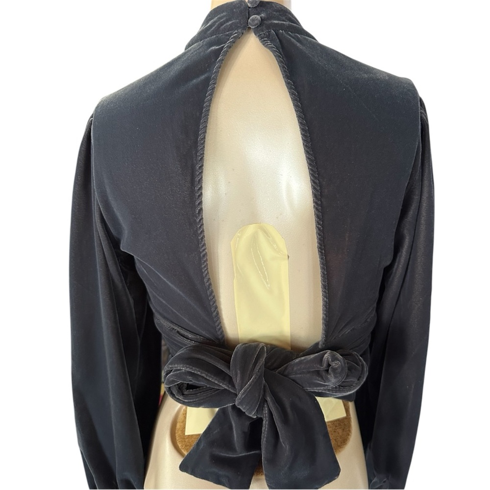 Banana Republic Velvet Open Back Tie Blouse Black (Orca) Puff Sleeve XS Blouse